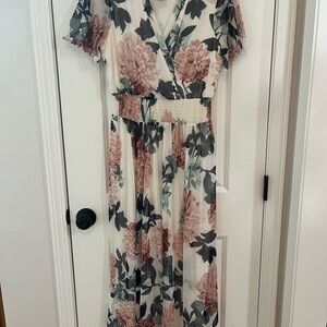 Elegant Floral Maxi Dress in Pink and Green